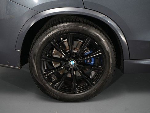 Used 2022 BMW X5 xDrive40i w/ M Sport Package AWD/4WD image 27