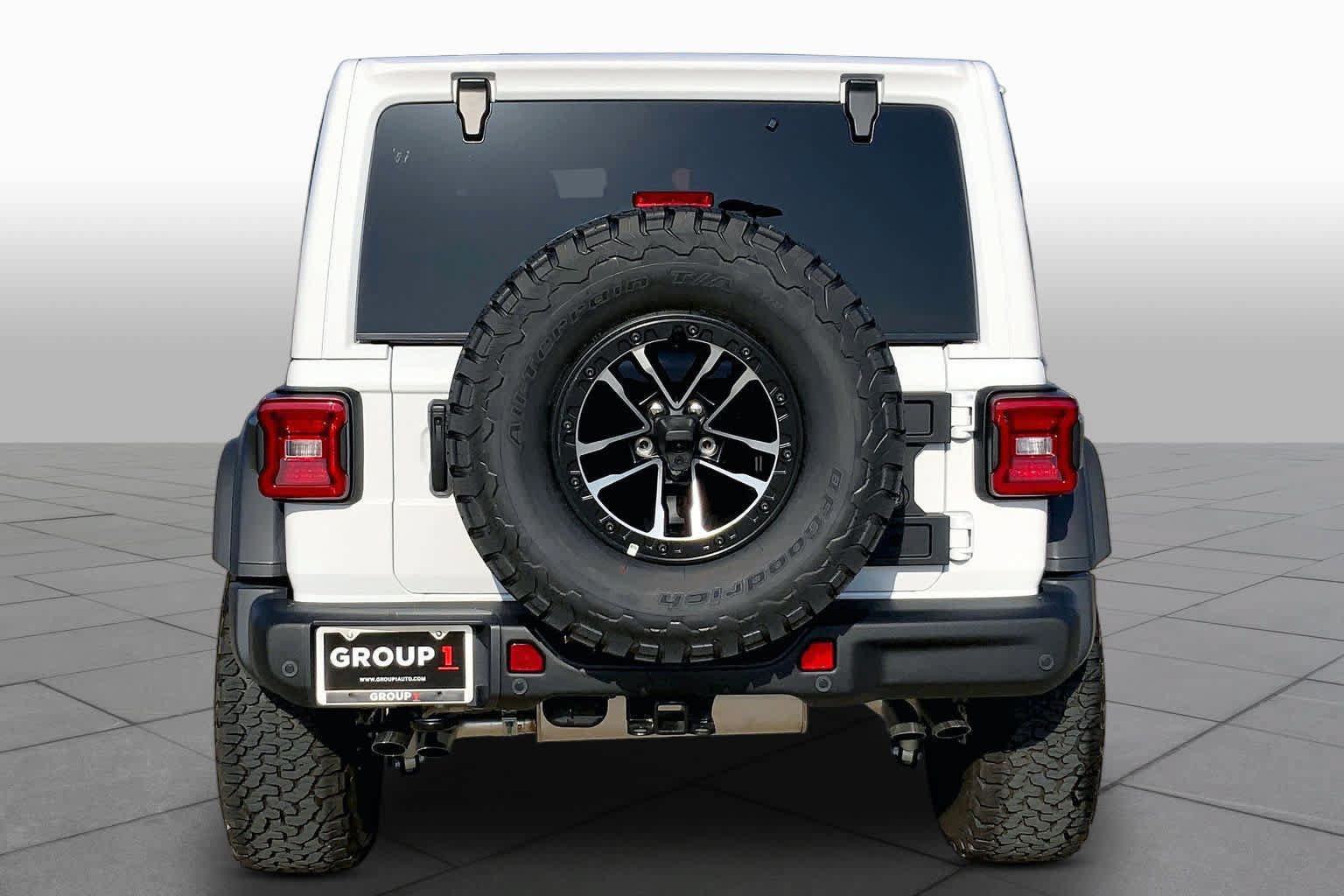 New 2026 Jeep Wrangler Unlimited Rubicon 392 w/ Quick Order Package 27X Moab AWD/4WD image 4