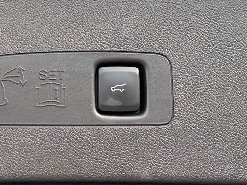 Used 2022 Lincoln Corsair Reserve w/ Equipment Group 201A image 13