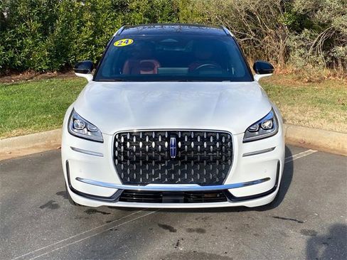 Used 2024 Lincoln Corsair Grand Touring w/ Equipment Group 302A image 2