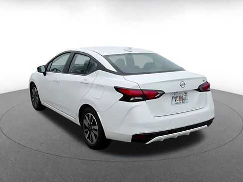 Used 2025 Nissan Versa SV FWD image 11
