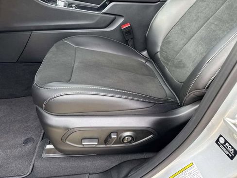 New 2025 Jeep Grand Cherokee L Altitude image 11