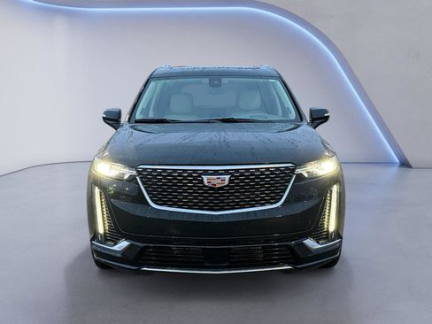 Used 2024 Cadillac XT6 Premium Luxury w/ Technology Package image 8