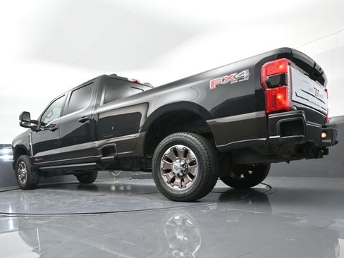 Used 2024 Ford F350 King Ranch image 32