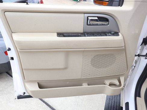 Used 2017 Ford Expedition Limited w/ Equipment Group 301A image 49