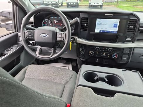 Used 2026 Ford F250 XLT AWD/4WD image 30