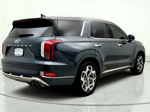 Used 2022 Hyundai Palisade Calligraphy w/ Winter Package FWD image 5