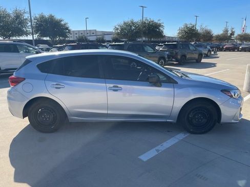 Used 2019 Subaru Impreza 2.0i w/ Eyesight image 4