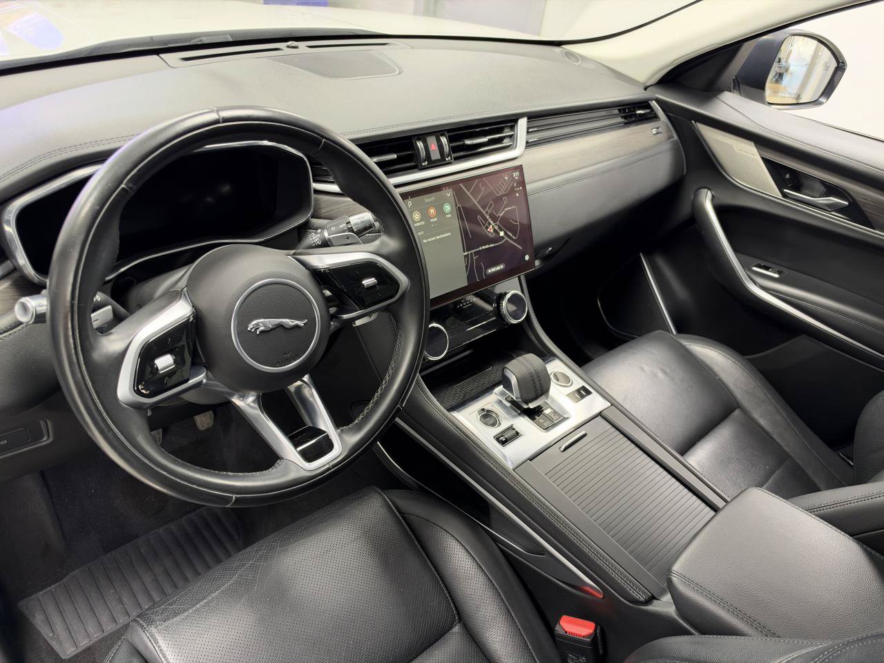 Used 2021 Jaguar F-PACE S AWD/4WD image 24