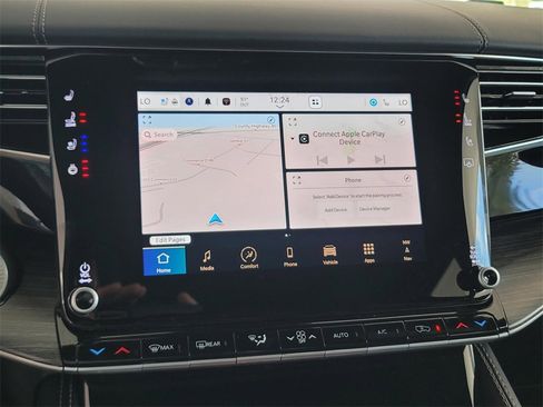 New 2024 Jeep Wagoneer Series III w/ Rear Seat Video Group 1 image 28