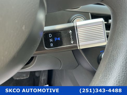 Used 2025 Hyundai Sonata SEL FWD image 23