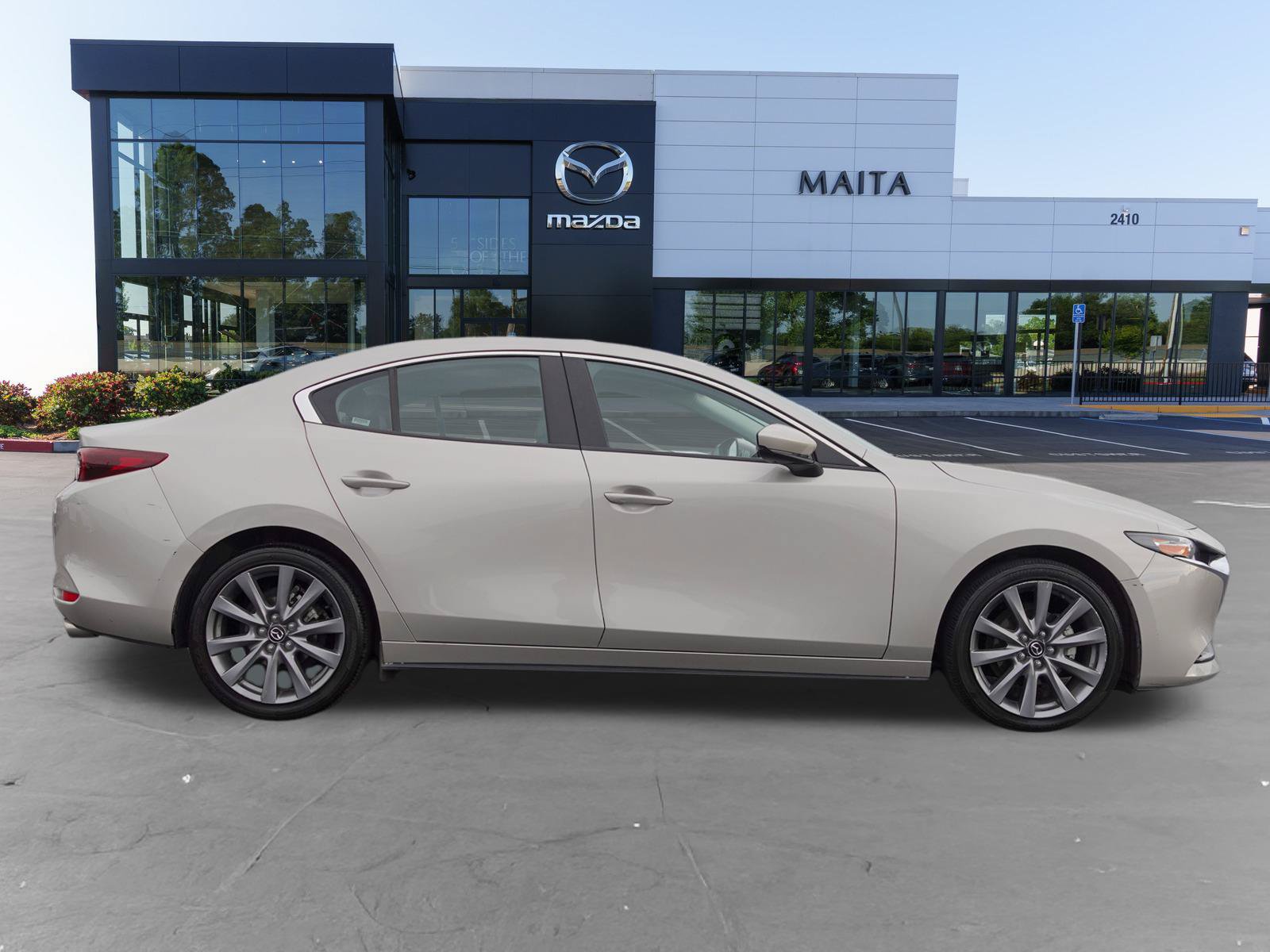 Certified 2025 MAZDA MAZDA3 s FWD image 2