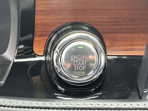 Used 2022 Lincoln Corsair Reserve w/ Equipment Group 201A image 21