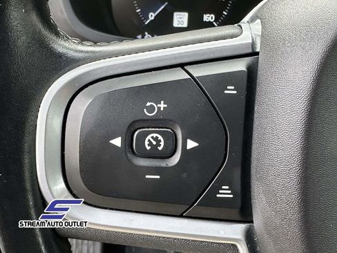 Used 2022 Volvo S60 B5 Inscription image 23