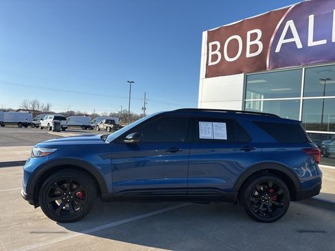 Used 2021 Ford Explorer ST image 2