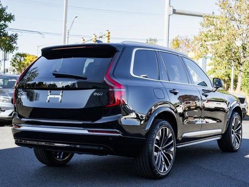 New 2026 Volvo XC90 B6 Plus w/ Protection Package Premier image 4