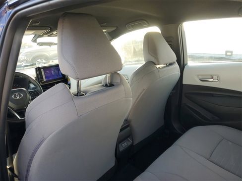 Used 2023 Toyota Corolla SE image 11
