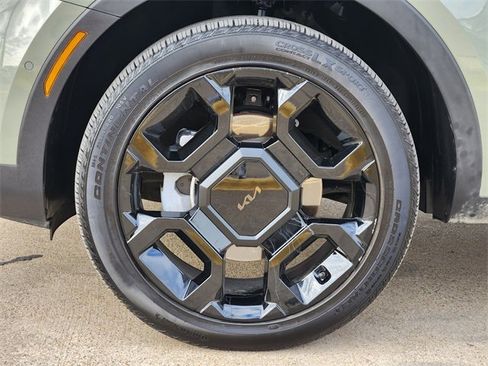 Used 2025 Kia Sorento SX image 7