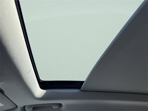 Certified 2022 GMC Terrain Denali image 26