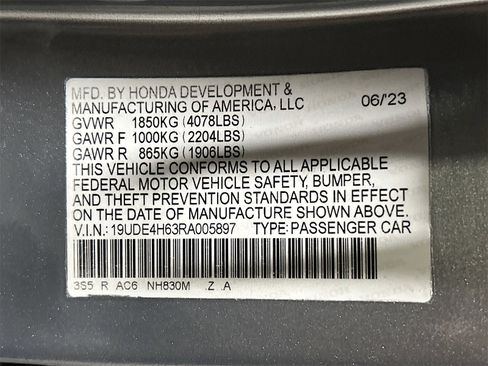 Used 2024 Acura Integra A-Spec image 31