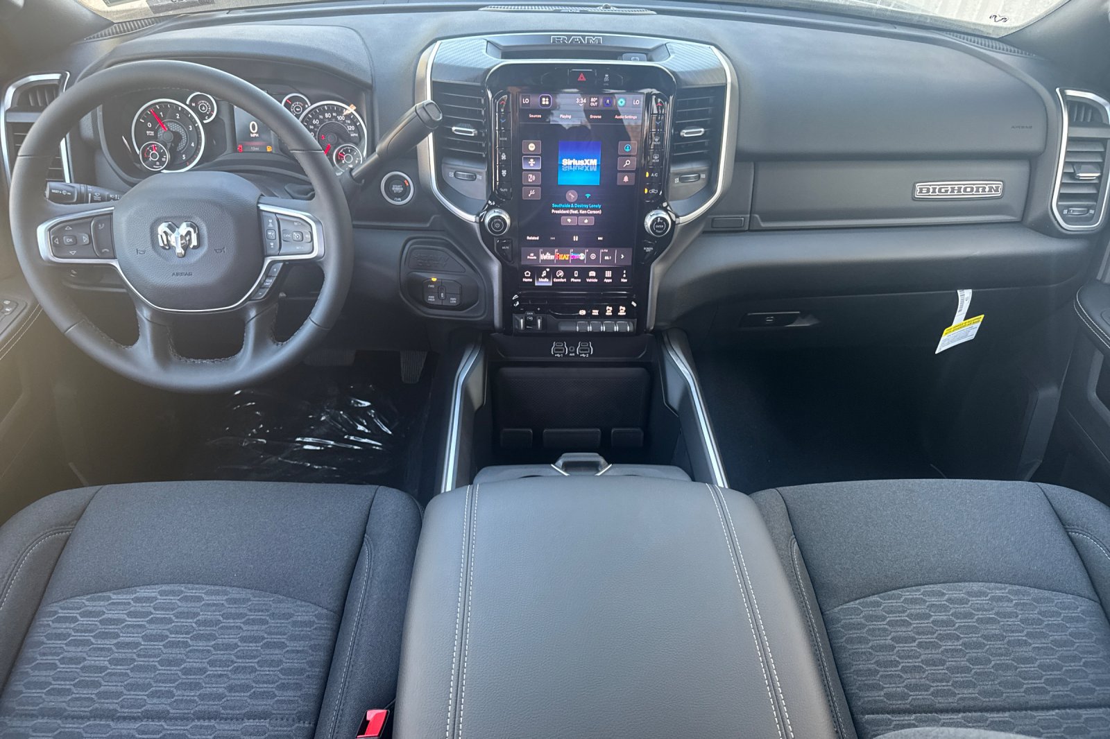 New 2027 RAM 3500 Big Horn AWD/4WD image 12