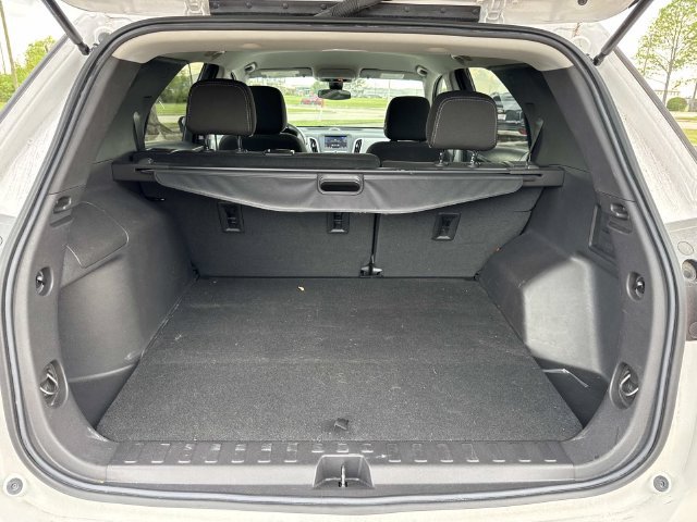 Used 2024 Chevrolet Equinox LT FWD image 10