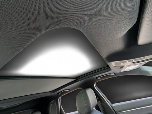 Used 2024 Audi Q3 2.0T Premium Plus w/ Premium Plus Package image 27