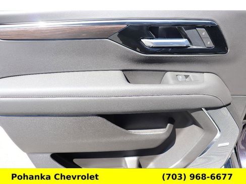 New 2026 Chevrolet Suburban Z71 w/ Comfort Package AWD/4WD image 23