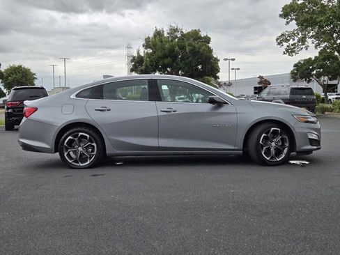 Used 2023 Chevrolet Malibu LT FWD image 3