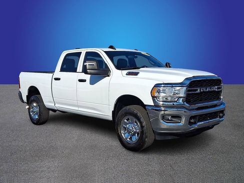 Used 2023 RAM 3500 Tradesman w/ Chrome Appearance Group image 3