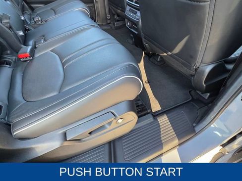 Certified 2025 Honda Pilot Elite image 17