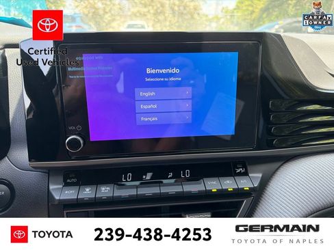 Used 2025 Toyota Camry SE FWD image 18