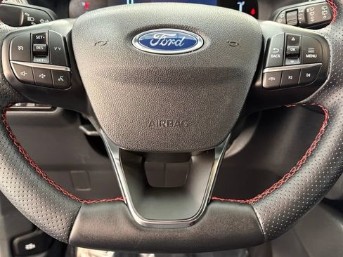 Used 2025 Ford Escape ST-Line Select AWD/4WD image 38