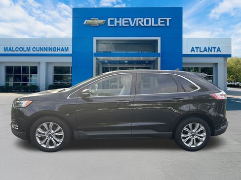 Used 2019 Ford Edge Titanium w/ Equipment Group 301A image 8
