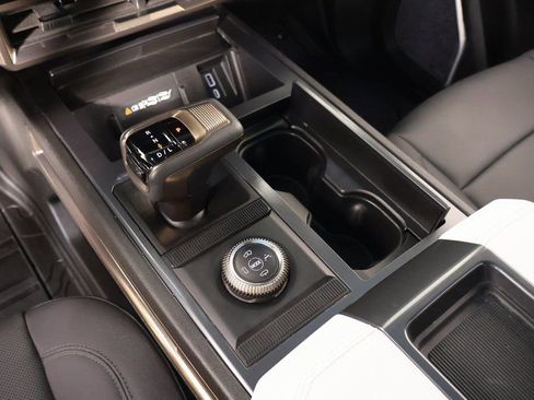 Used 2025 GMC Hummer EV 3X w/ LPO, Sport Package image 9