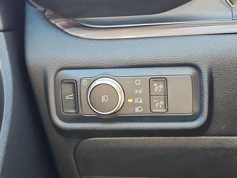 Used 2020 Ford Explorer Limited image 20