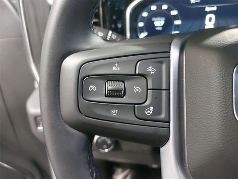 Used 2023 GMC Sierra 1500 SLE image 16