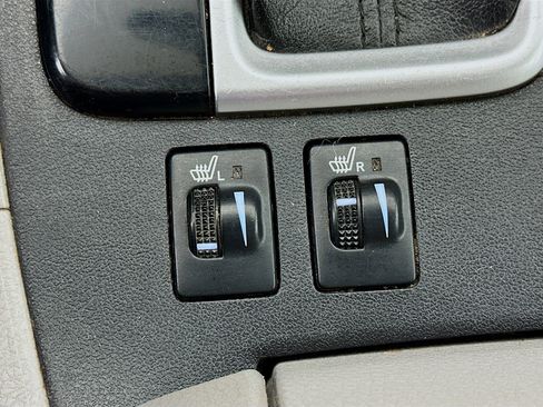 Used 2016 Toyota Highlander XLE image 24