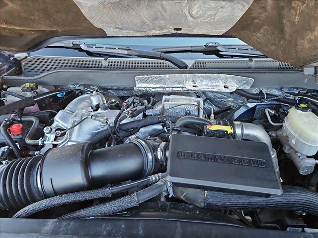 Used 2017 Chevrolet Silverado 2500 High Country w/ Duramax Plus Package AWD/4WD image 28