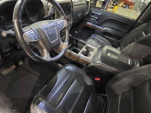 Used 2019 GMC Sierra 3500 Denali w/ Duramax Plus Package image 16