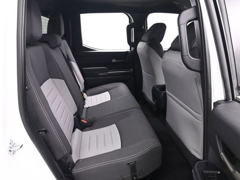 Used 2025 Toyota Tacoma TRD Off-Road w/ TRD Off Road Upgrade Package image 18