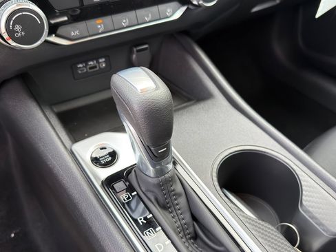 New 2026 Nissan Altima 2.5 SV AWD/4WD image 17