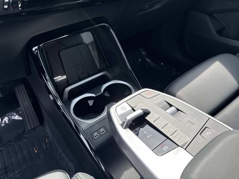 Used 2025 BMW X1 xDrive28i w/ Premium Package image 26