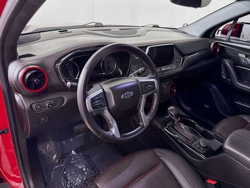 Used 2021 Chevrolet Blazer RS w/ Enhanced Convenience Package FWD image 9