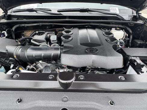 Used 2023 Toyota 4Runner Limited image 33