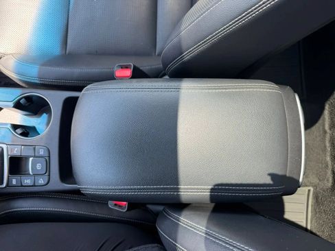 Used 2020 Kia Sportage EX w/ Option Group 15 AWD/4WD image 29