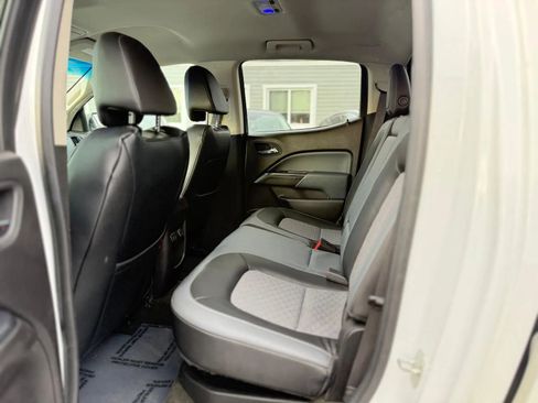 Used 2016 Chevrolet Colorado Z71 image 12