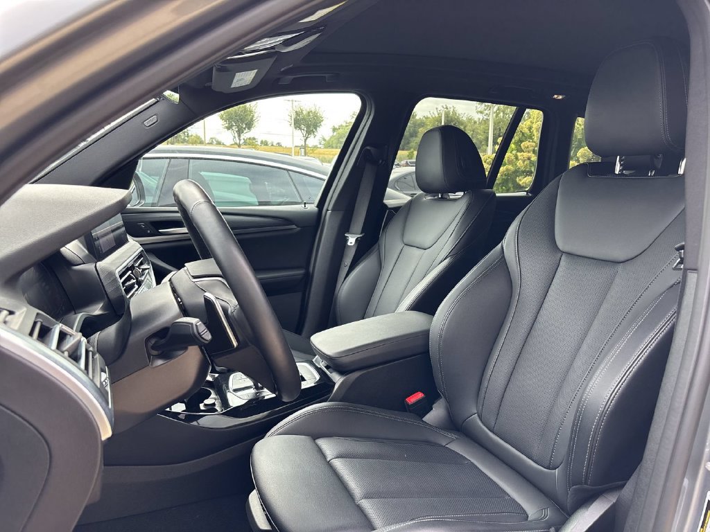 Certified 2024 BMW X3 xDrive30i w/ Premium Package AWD/4WD image 10