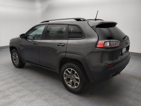 Used 2020 Jeep Cherokee Trailhawk w/ Cold Weather Group AWD/4WD image 3
