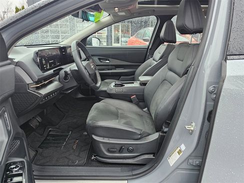 Certified 2023 Nissan Ariya EVOLVE+ image 17